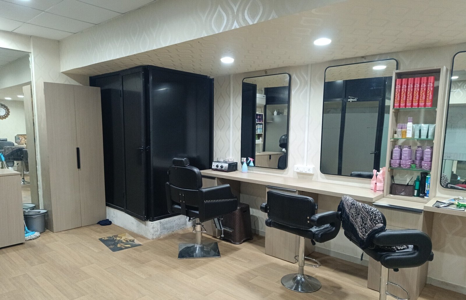 Heer Makeover and Saloon