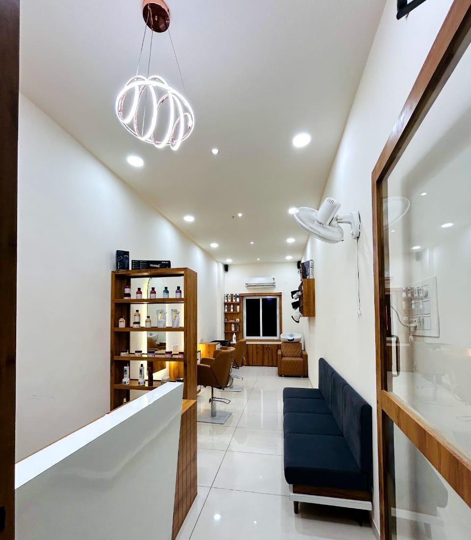 Hiren's Ladies Salon