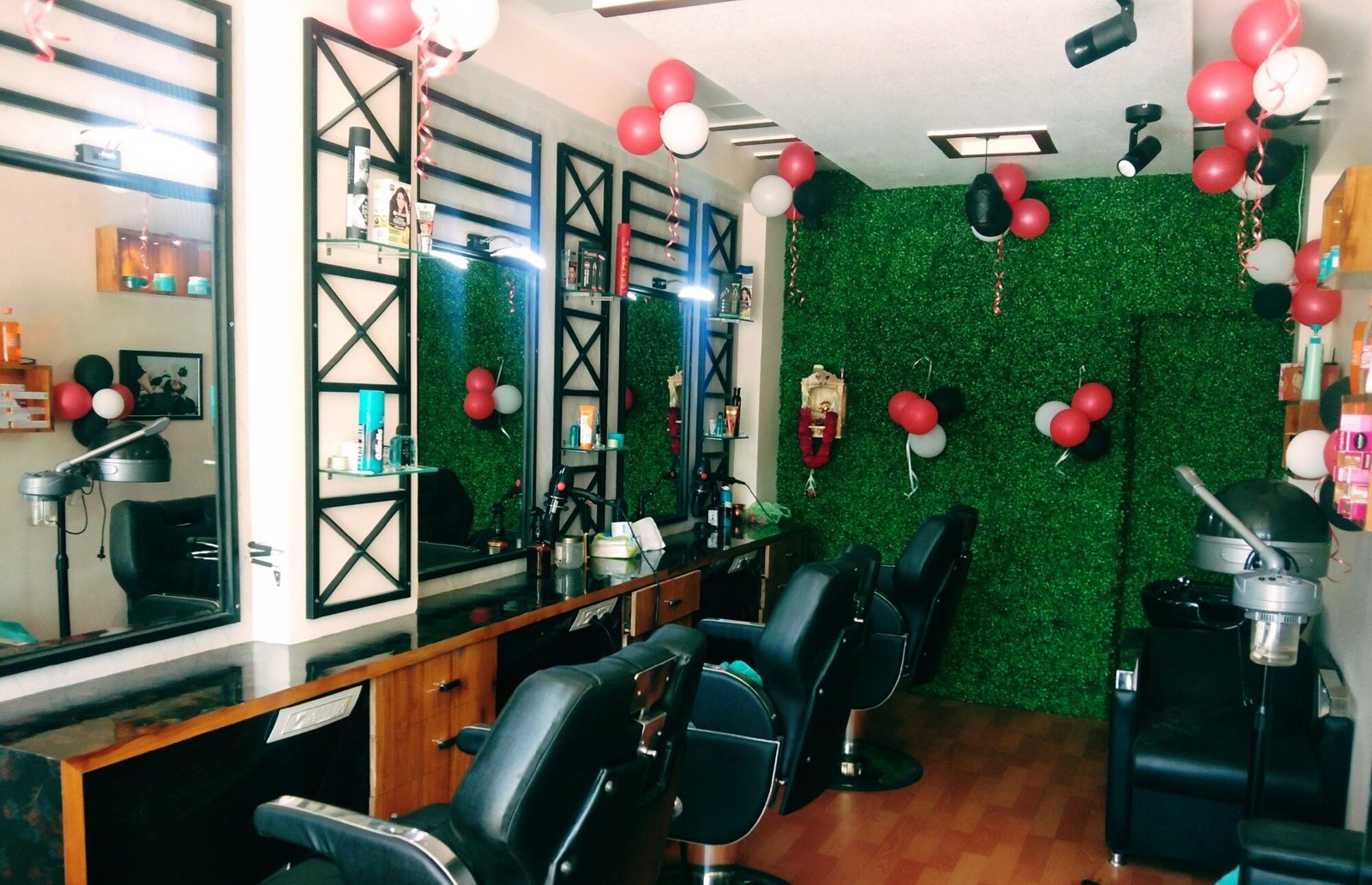 Royal Hair & Beauty Salon