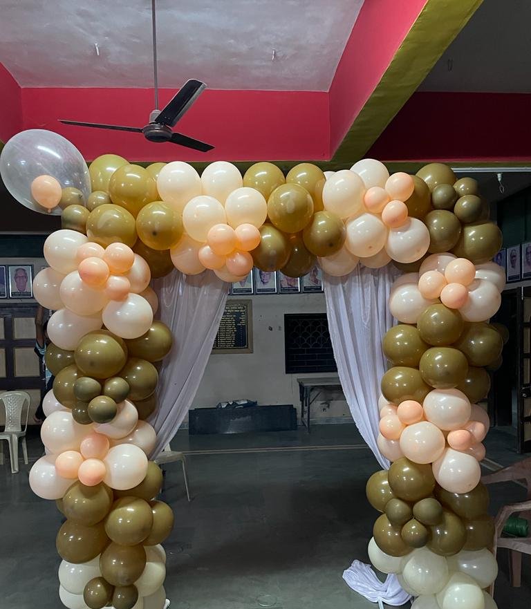 Ribbons & Balloon
