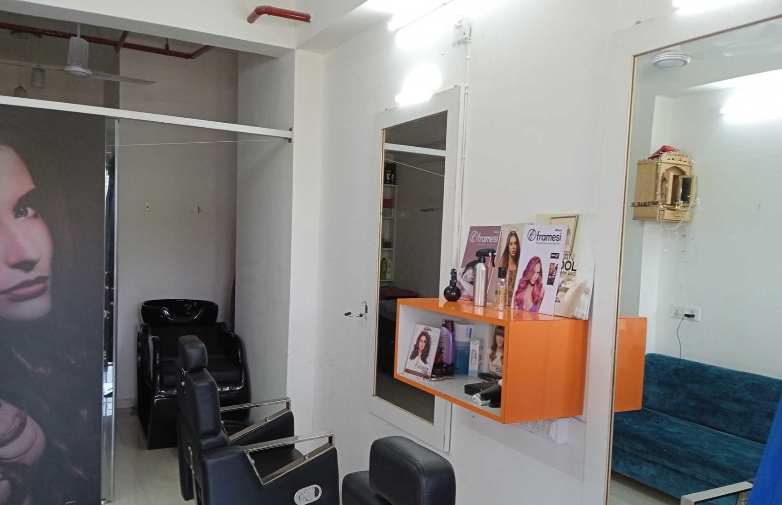 Silver Scissor Hands Salon