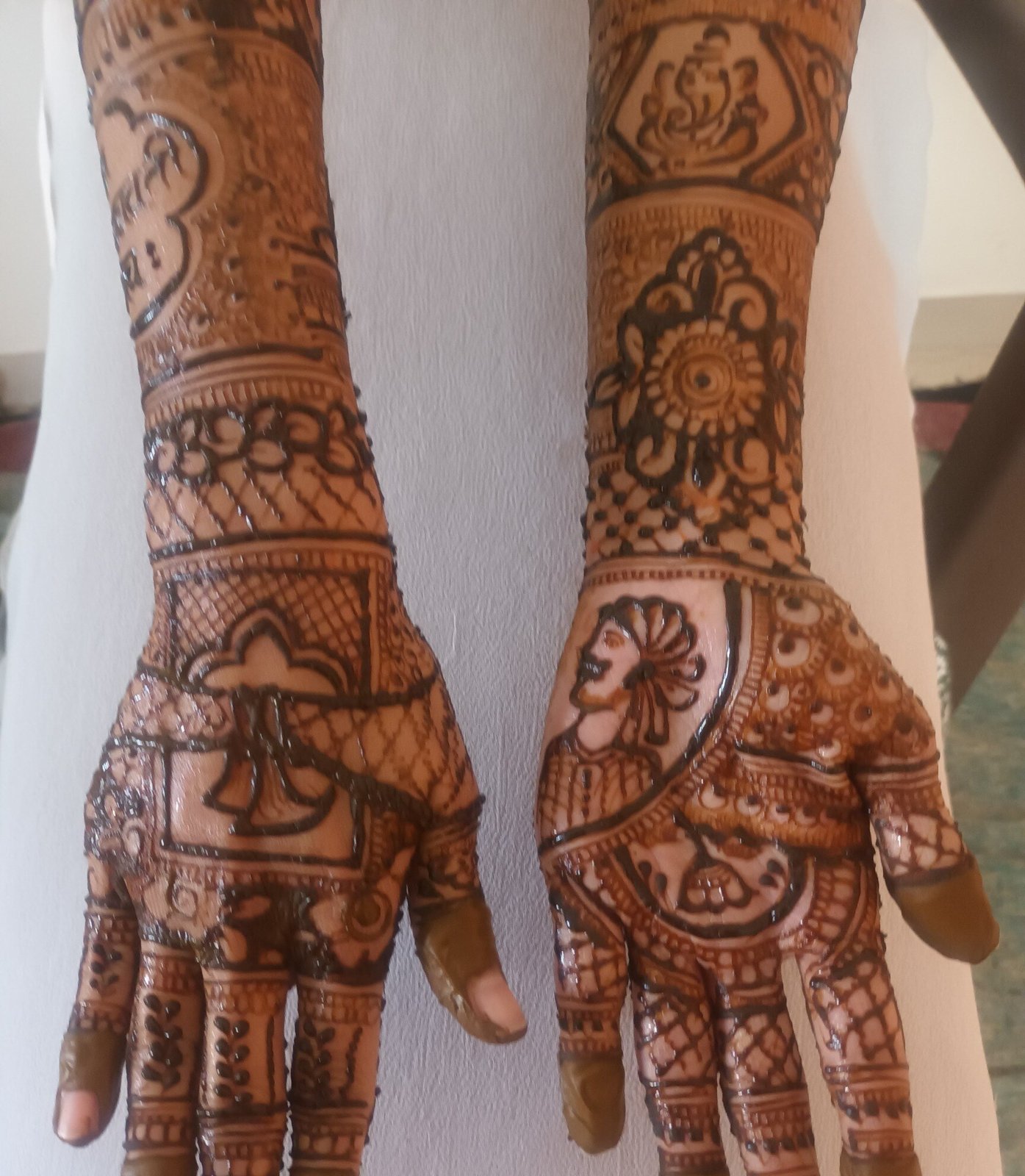 Mehndi Designer