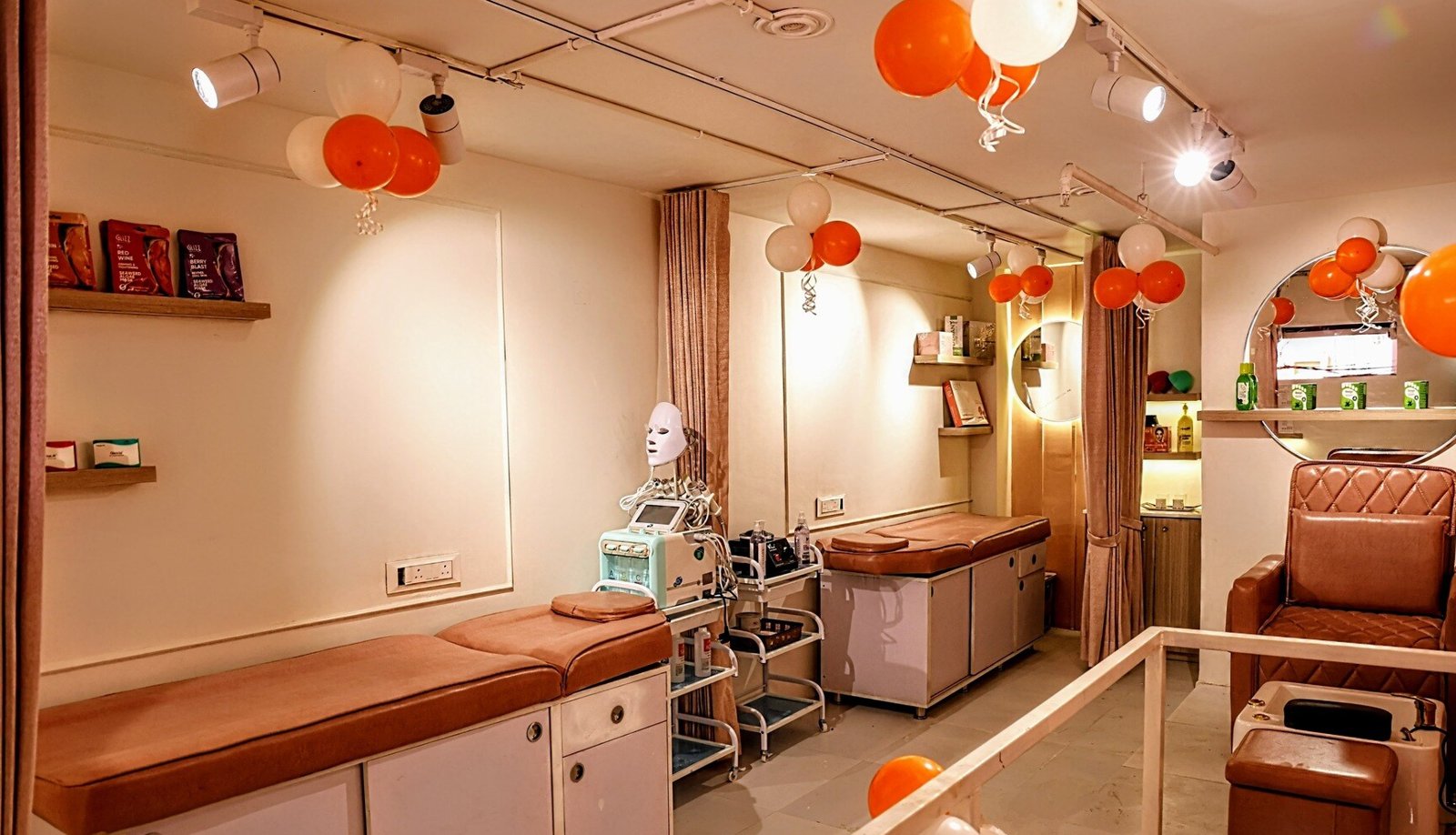Glo With Flo Beauty Salon
