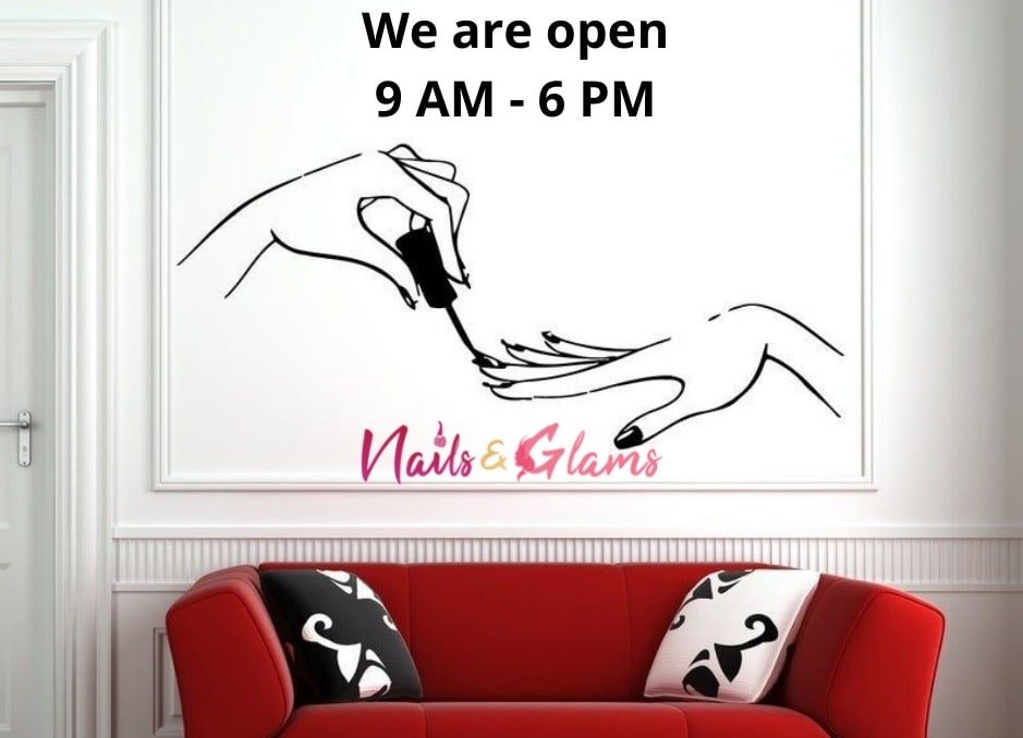 Nails & glams
