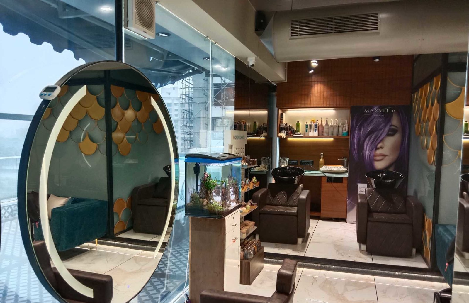 A Luxury Salon