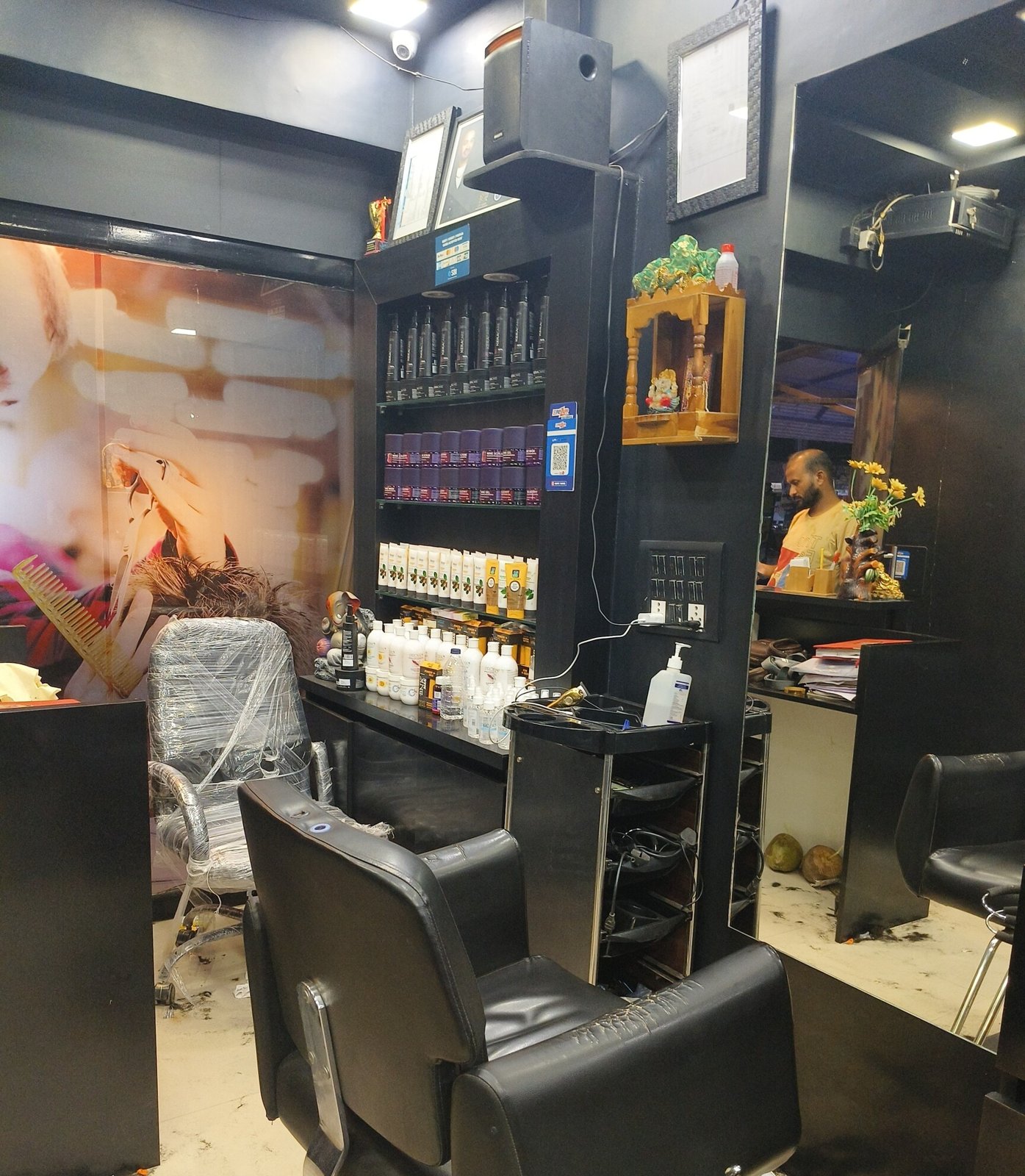 Up 2 Date Salon