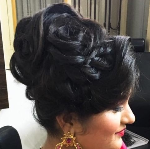 Shaily Beauty Salon