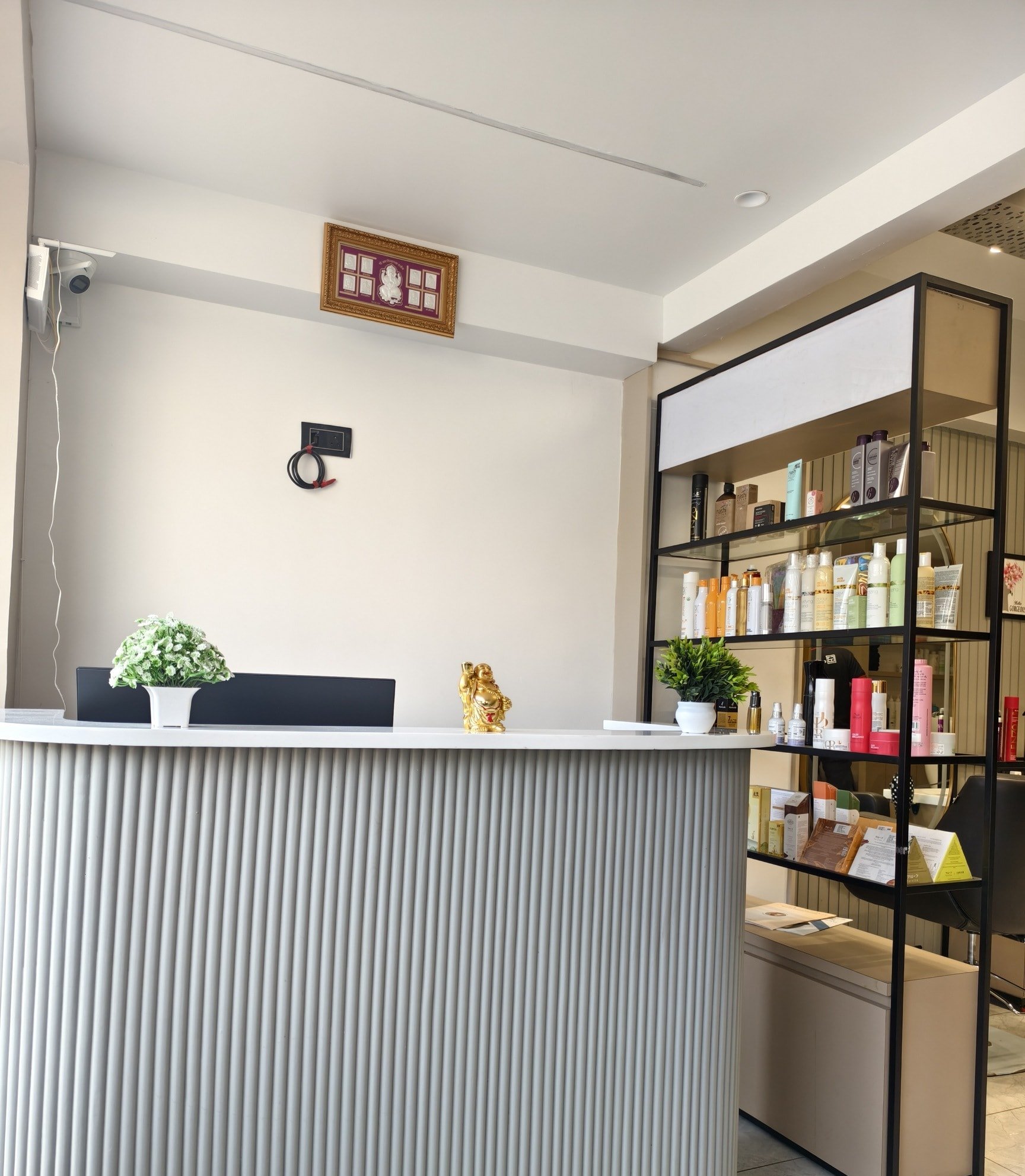 Gautams Salon