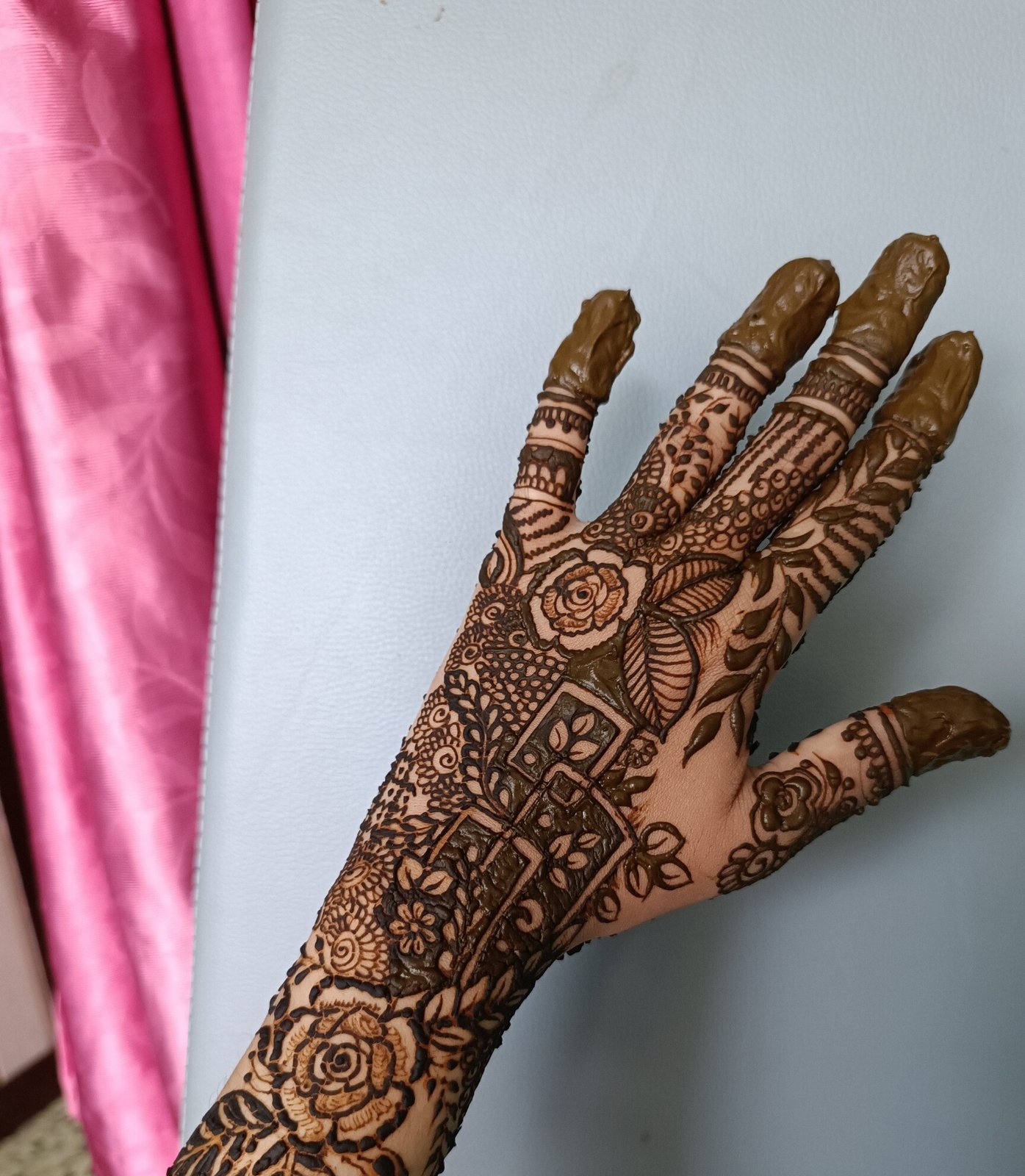 Henna Mehndi Art