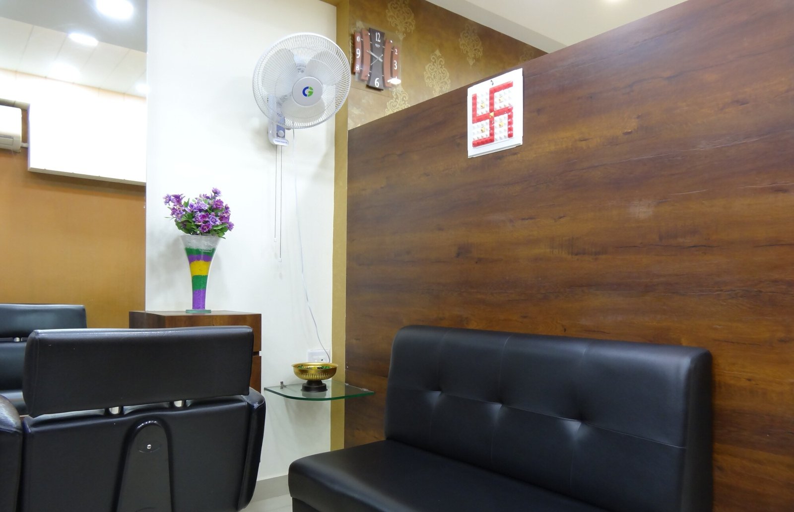 Navratna Womens Beauty Salon