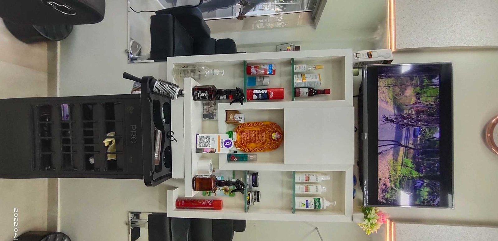 Perfect The Unisex Salon