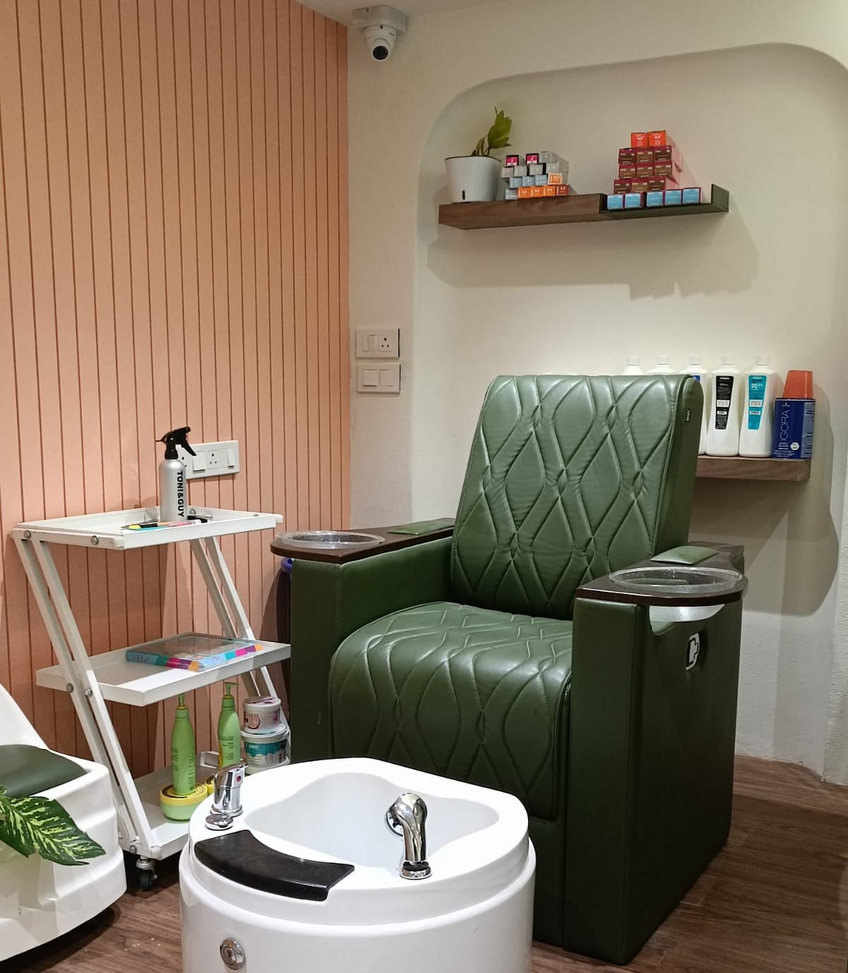 The Glam's Ville Salon & Laser Clinic