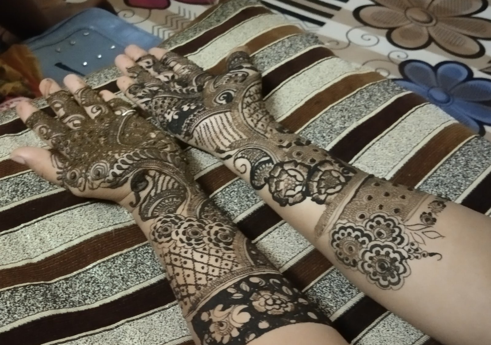 Aamena Mehendi Artist Vadodara