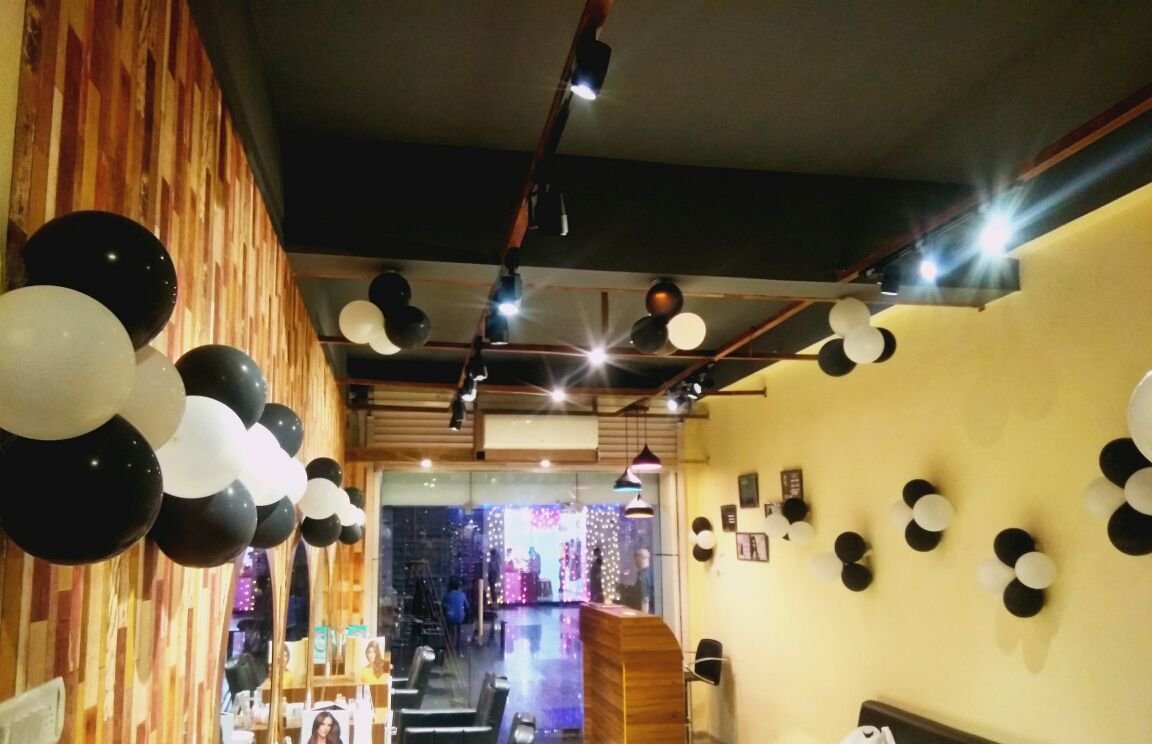 Zahra Unisex Salon