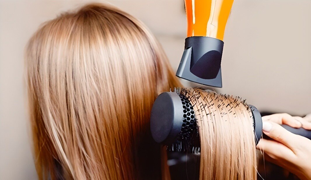 Divine Beauty Parlour & Academy