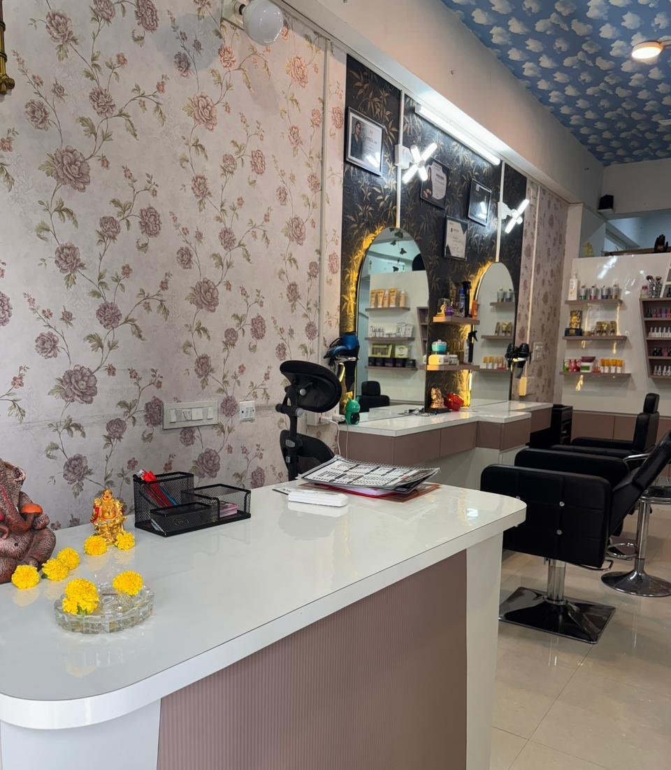 Aditi's Beauty Salon & Academy