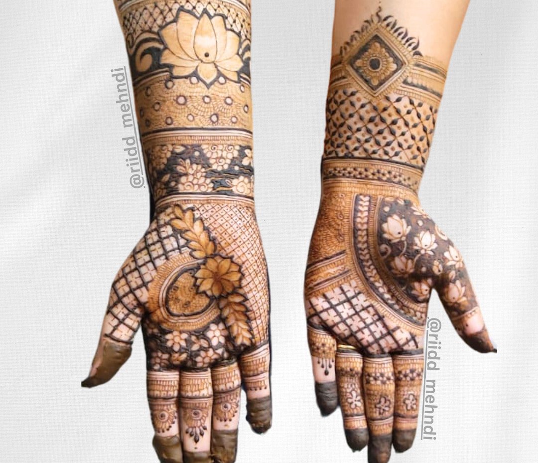 Riddhi Mehndi