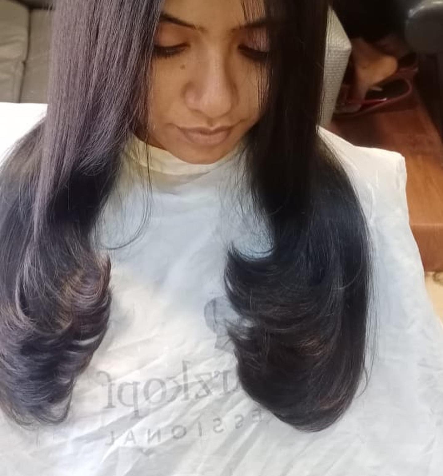 Nikhar Beauty Salon