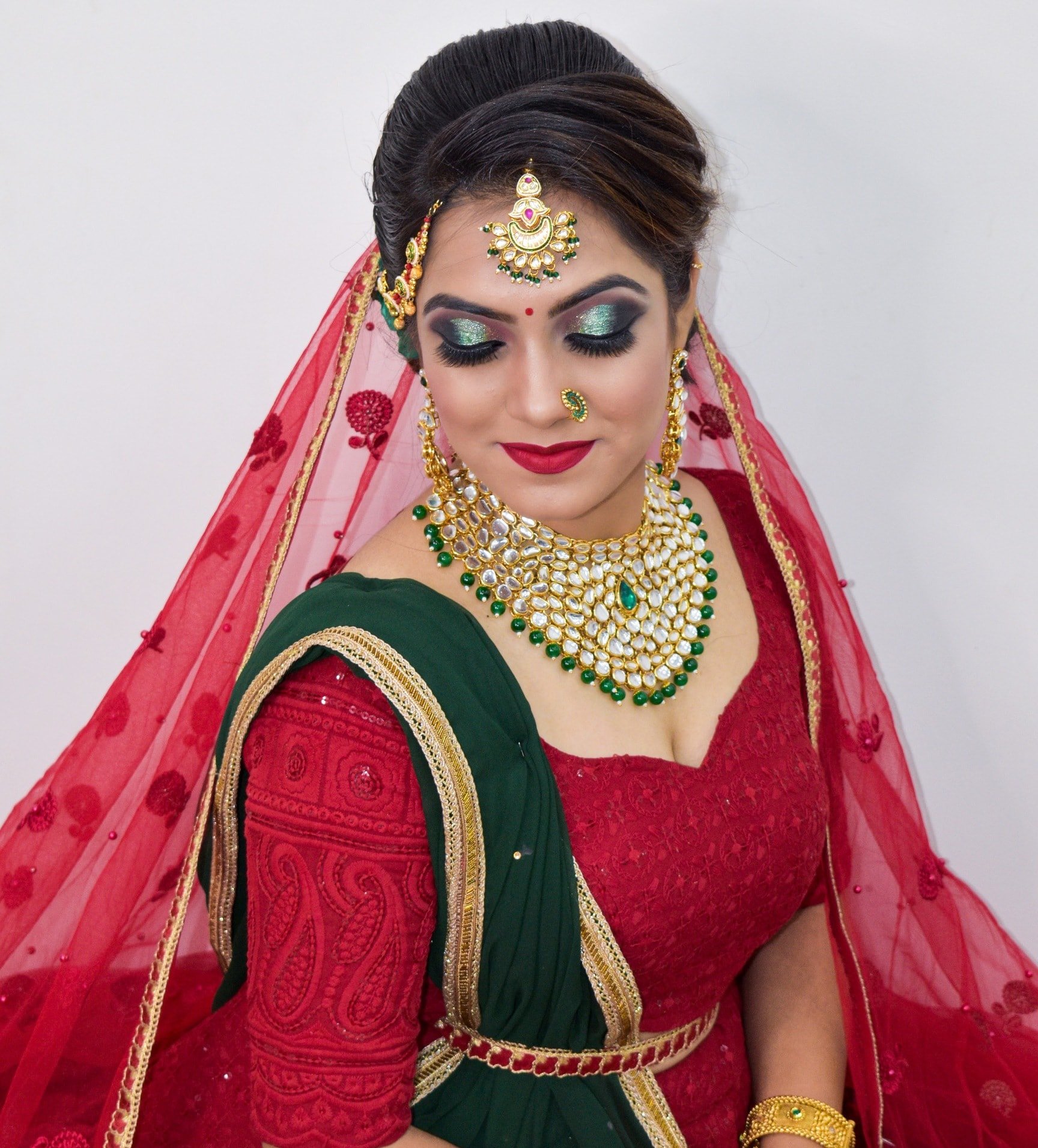 Anmol Beauty Parlour