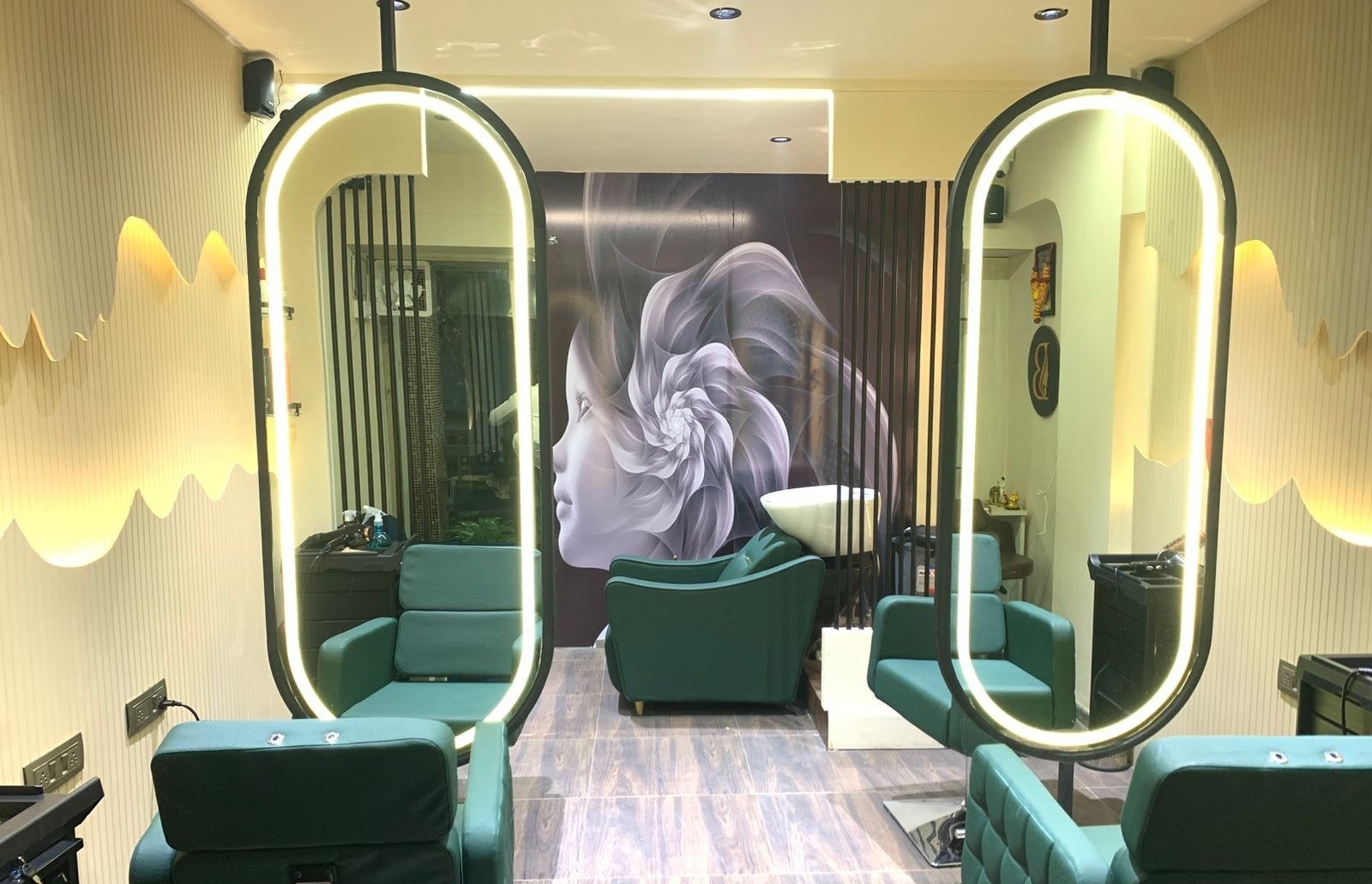 The Blooming Unisex Salon
