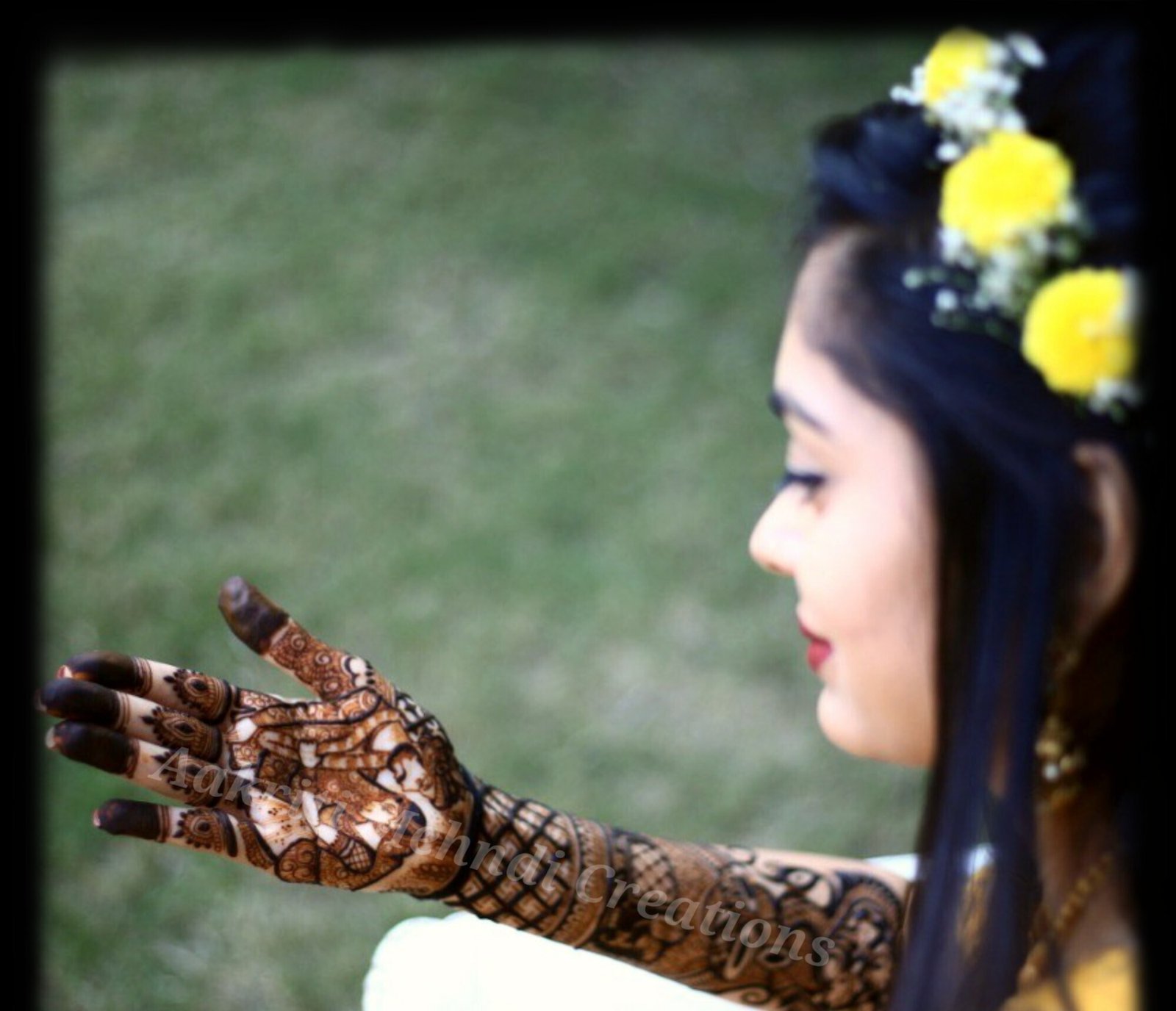 Aakriti Mehndi Creations