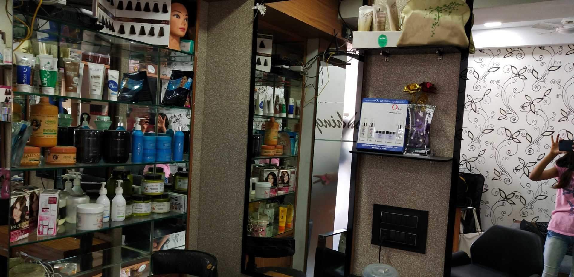 Shingar Beauty Parlour