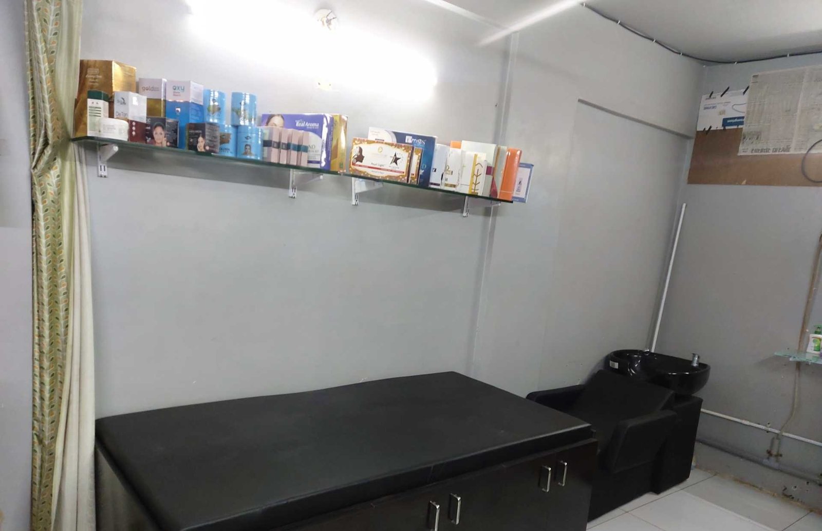 Thirteen Care International Beauty Parlour & Academy