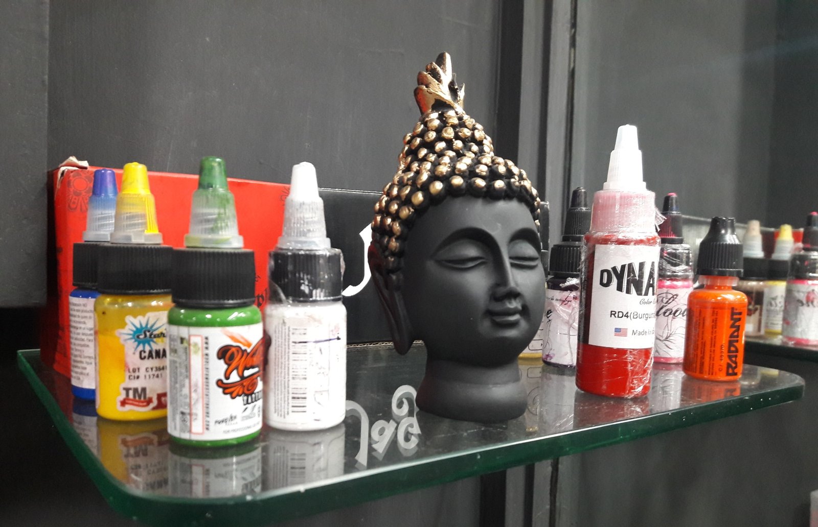 Mr Tattooholic Tattoo Studio