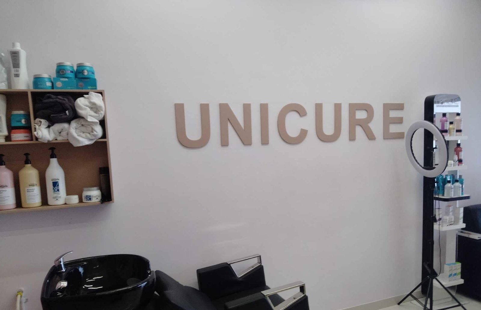 Unicorn The Beauty Lounge