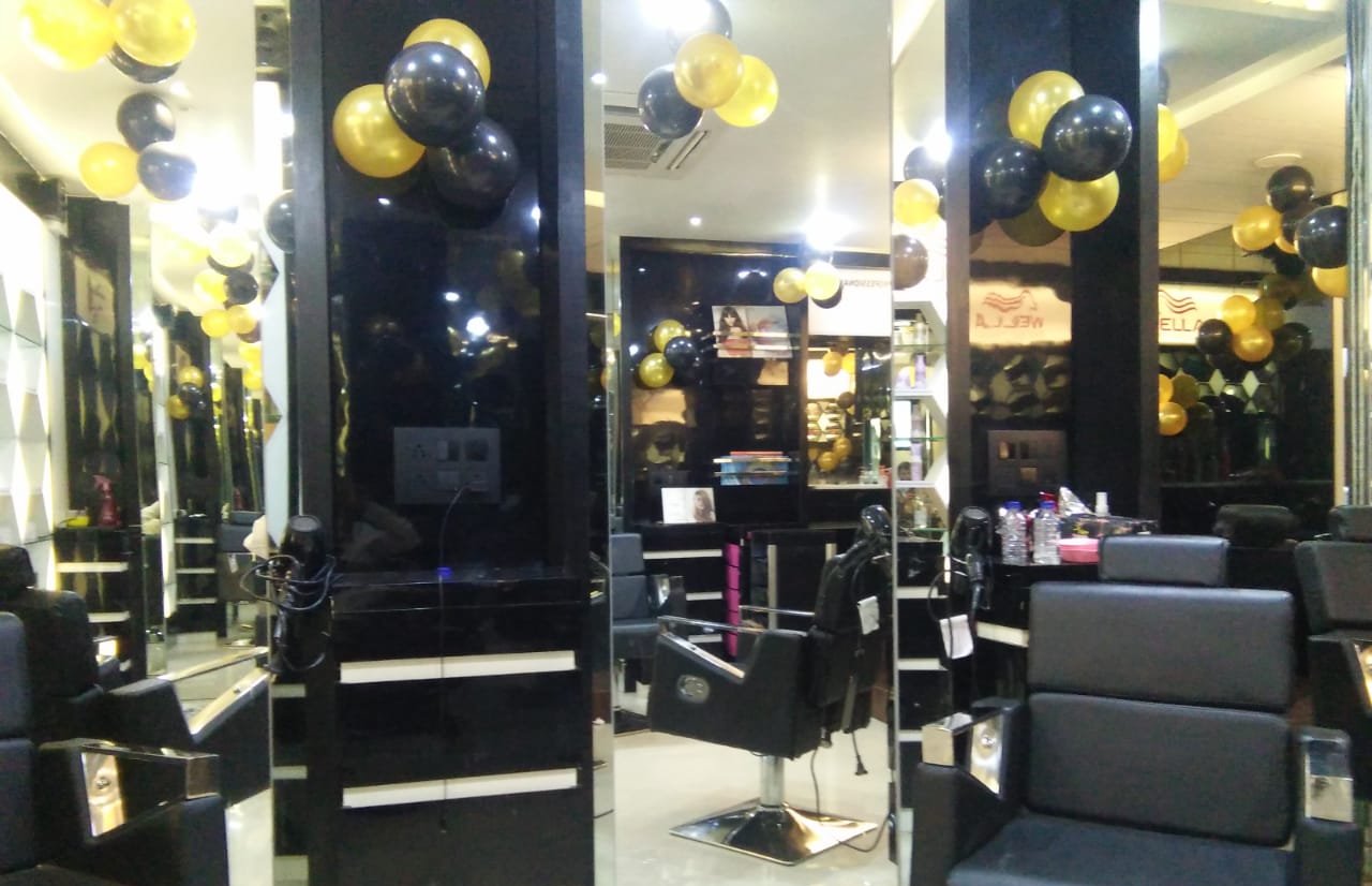 M Unisex Salon
