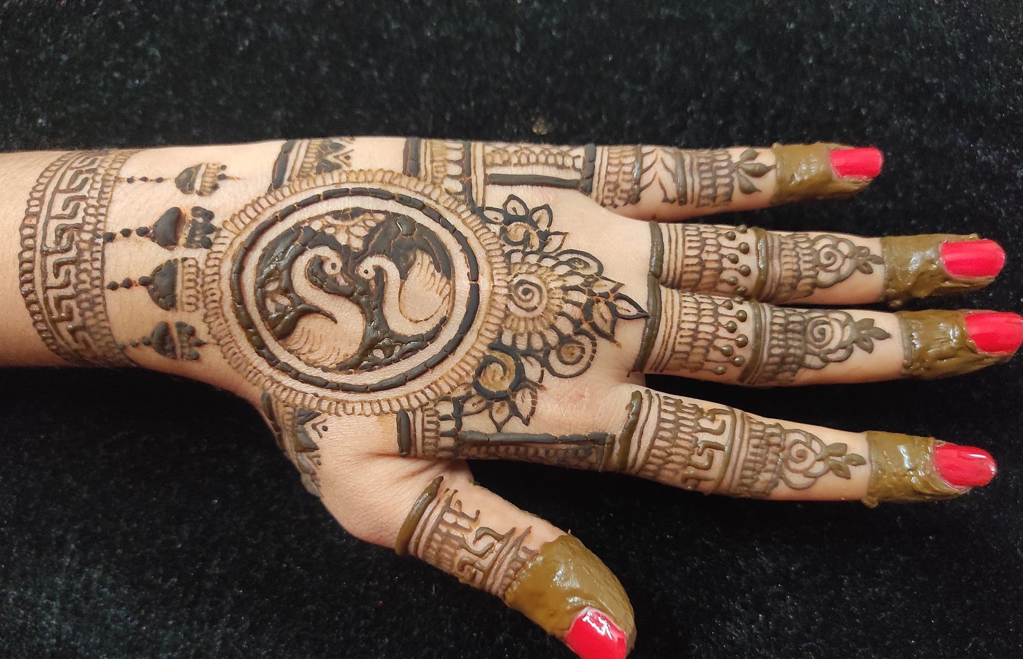 Virhant Mehndi Art