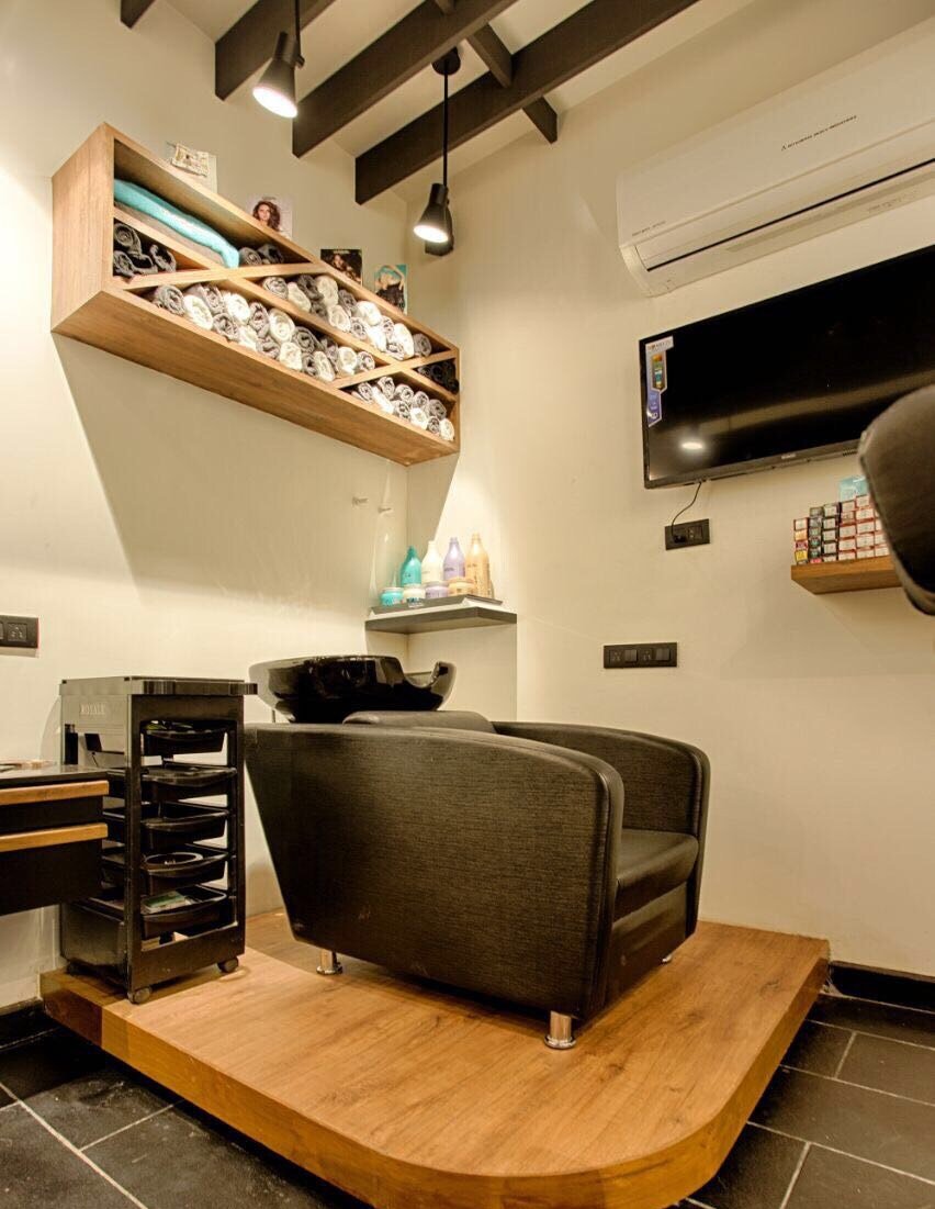 Addys Hair Salon & Tattoo