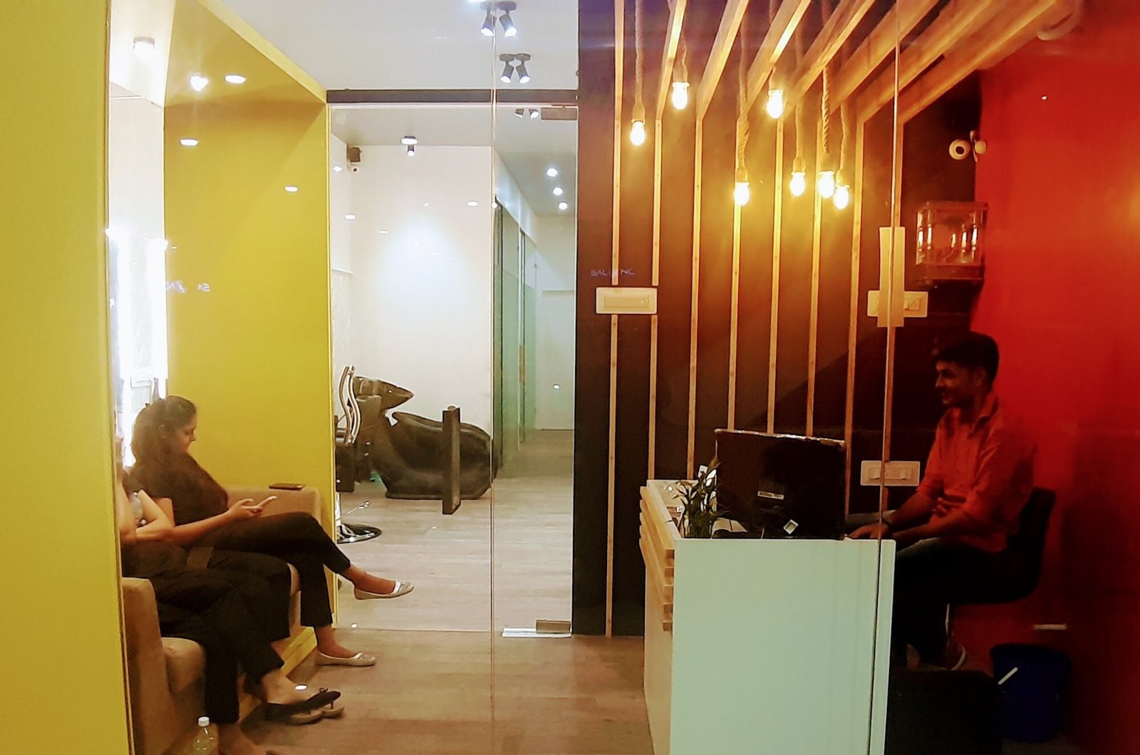 Saloncy beauty salon