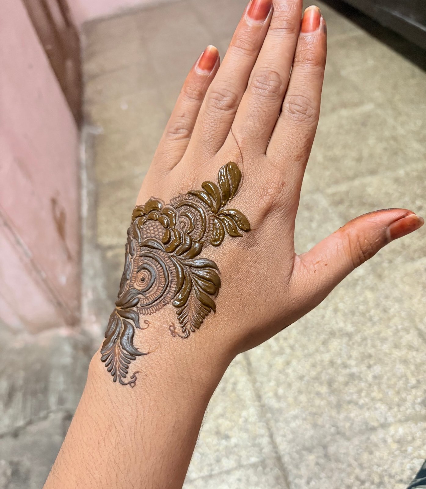 Nafisha Mehendi
