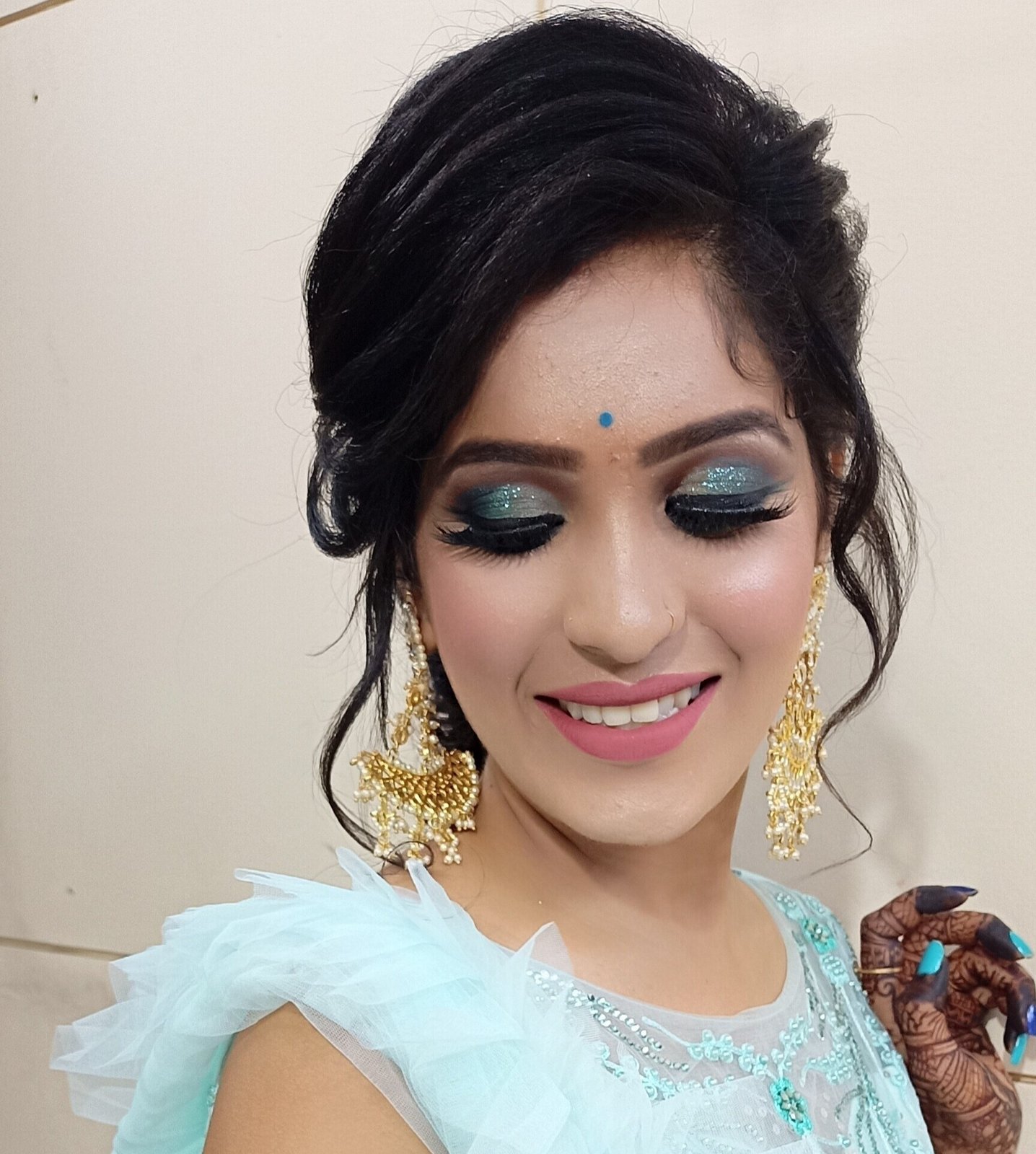 Dhrashti Beauty Care