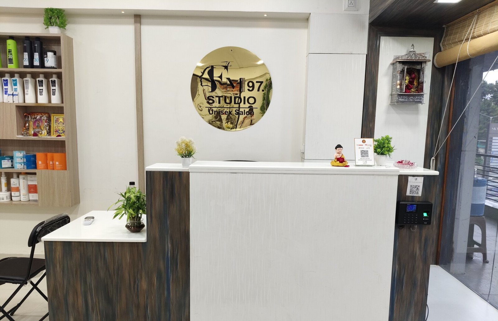 The Fm97 Studio Unisex Salon