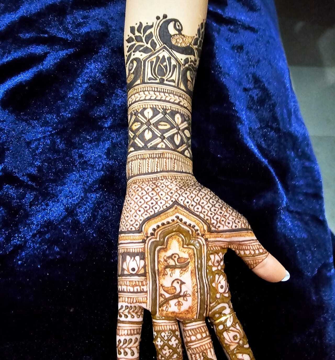 Geeta Mehndi Artist