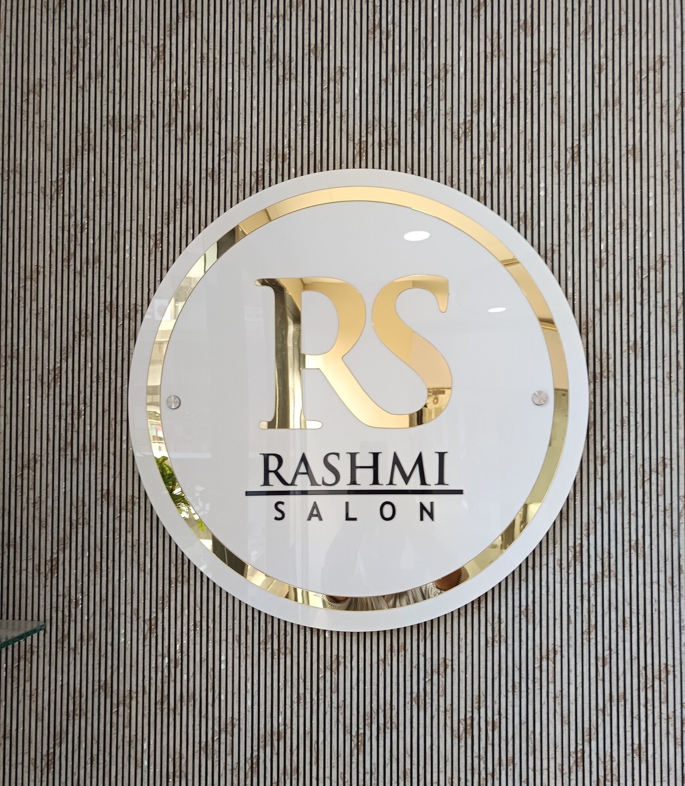 Rashmi Saloon