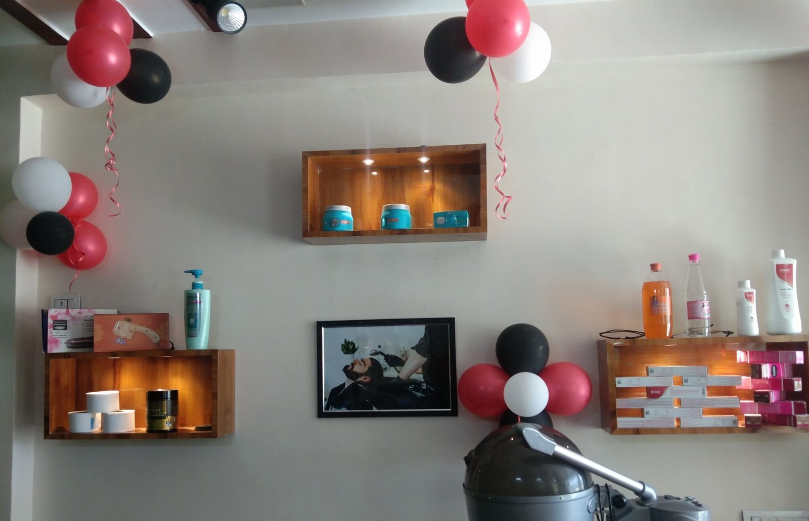 Royal Hair & Beauty Salon
