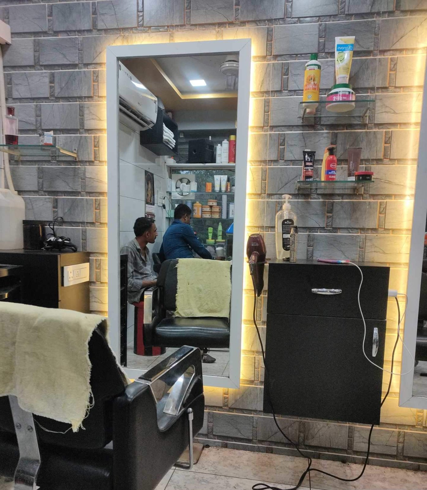 Raj Hair Salon