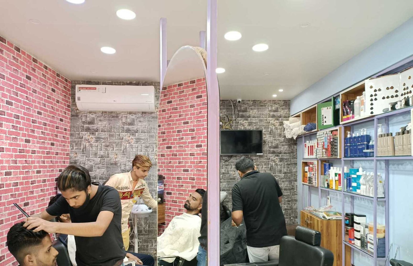 F17 Family Hair Salon