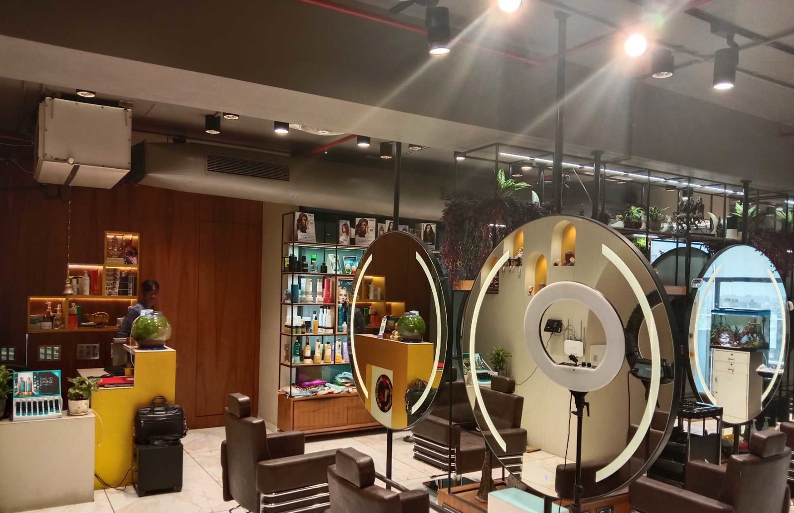 A Luxury Salon