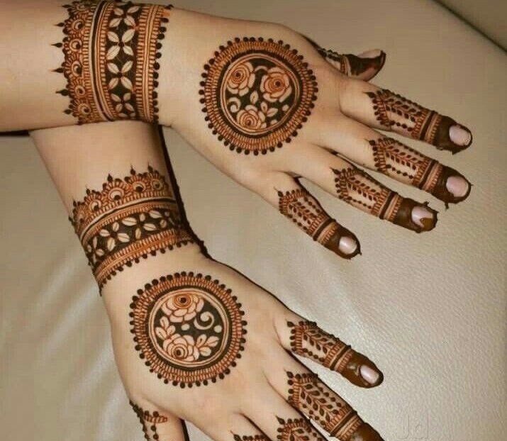 Kinjal mehndi art