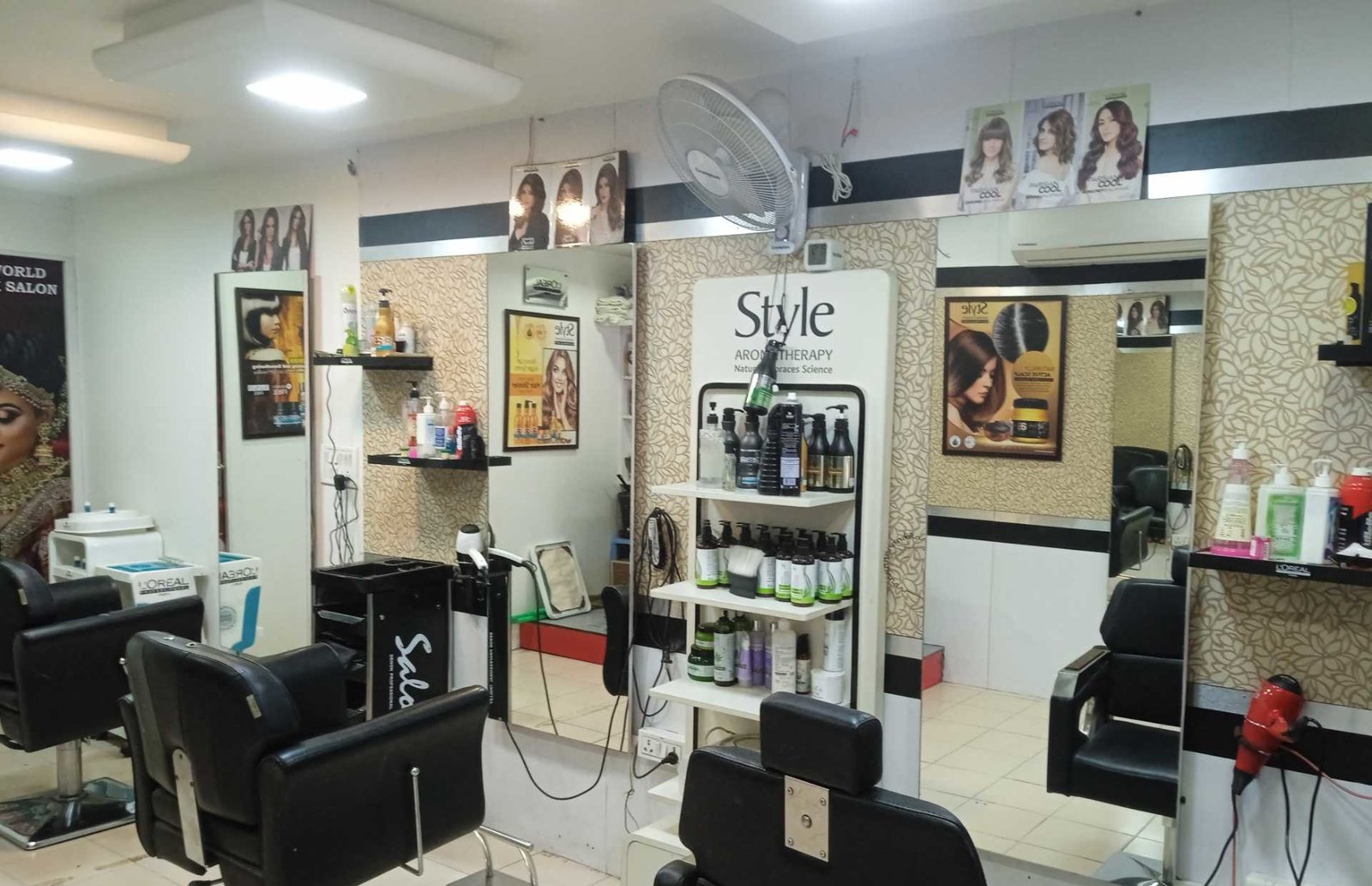 Raj World Family Salon