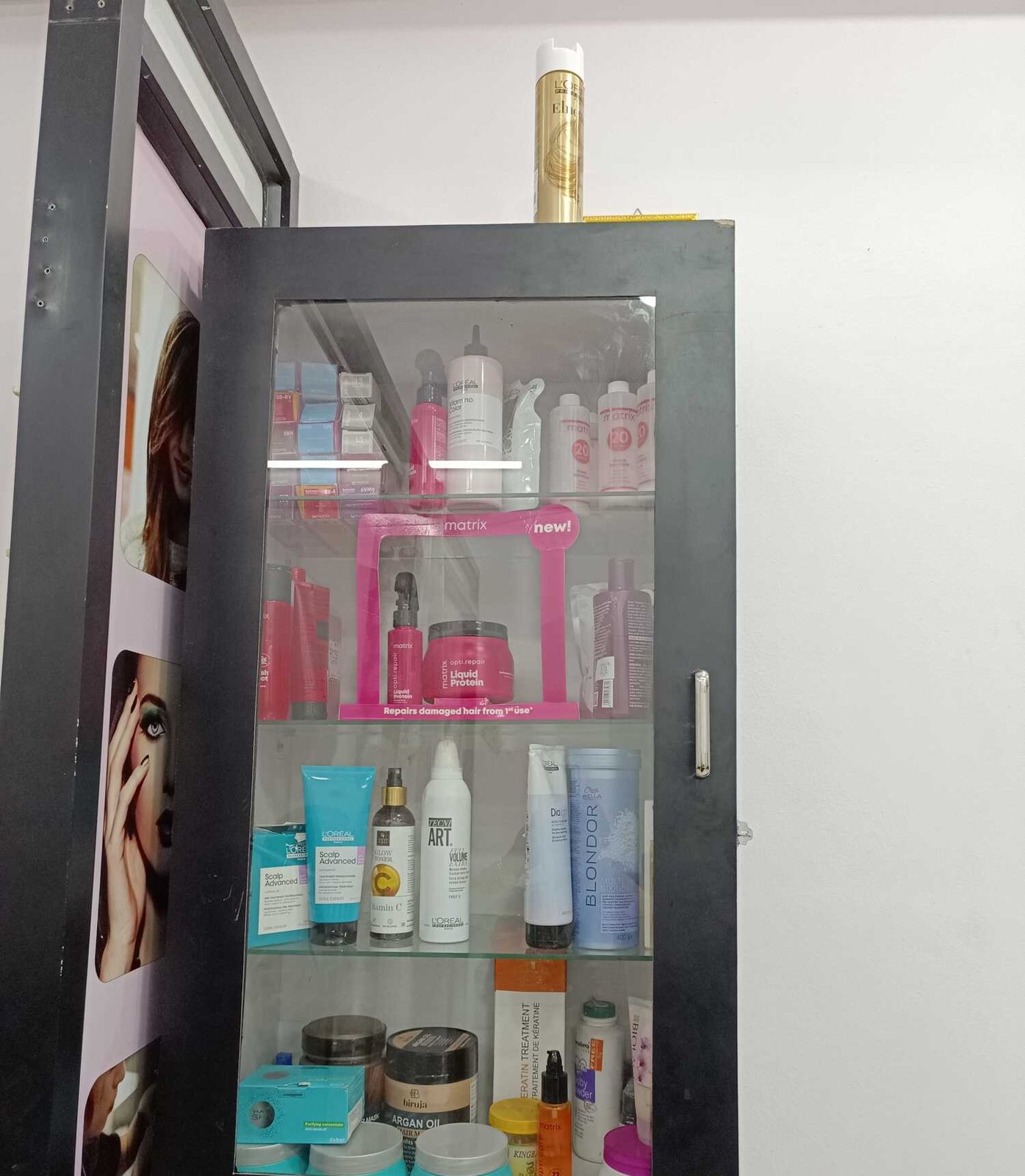 Chavi Hair & Beauty Salon