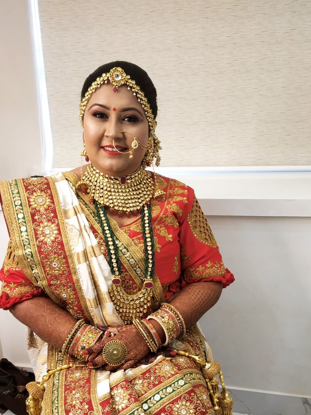 Binal Mehta Makeover Salon & Academy