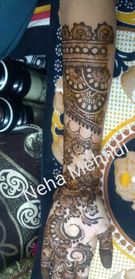 Neha Mehndi Art And Classes