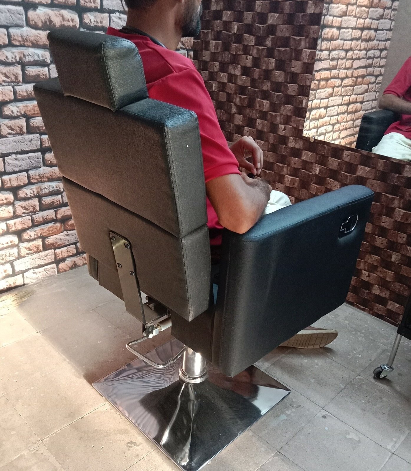 Momai Krupa Hair Salon