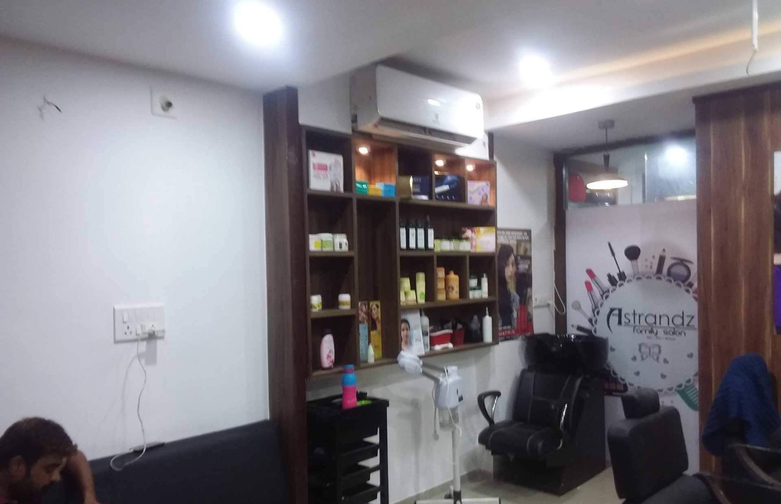 Astrand Family Salon