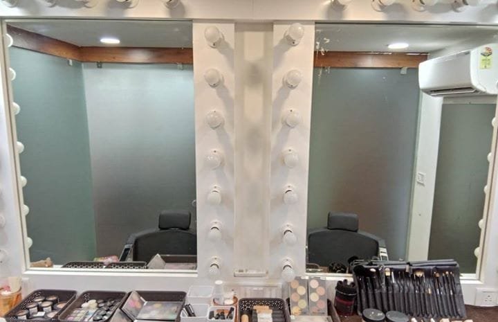 Makeovers By Deepa Khanna & Academy